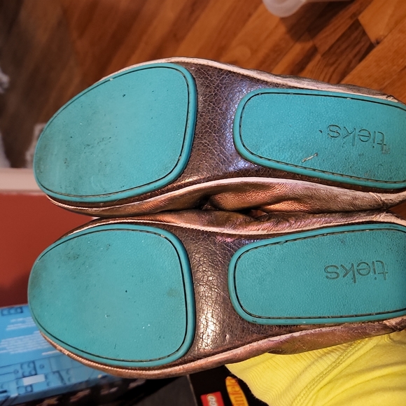 Color shift tieks - Picture 4 of 5